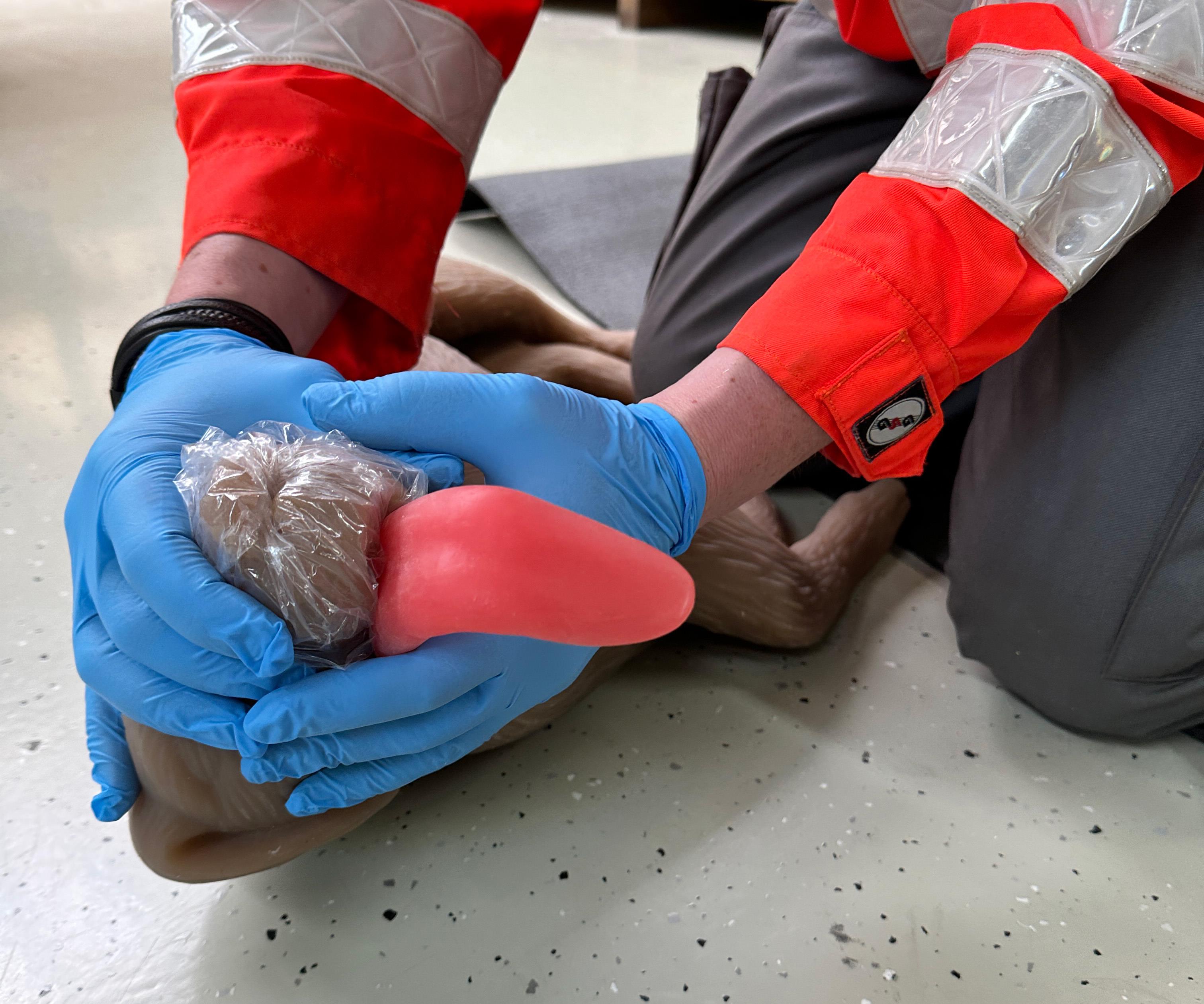 Canine-CPR-Manikin-CooPeR-9