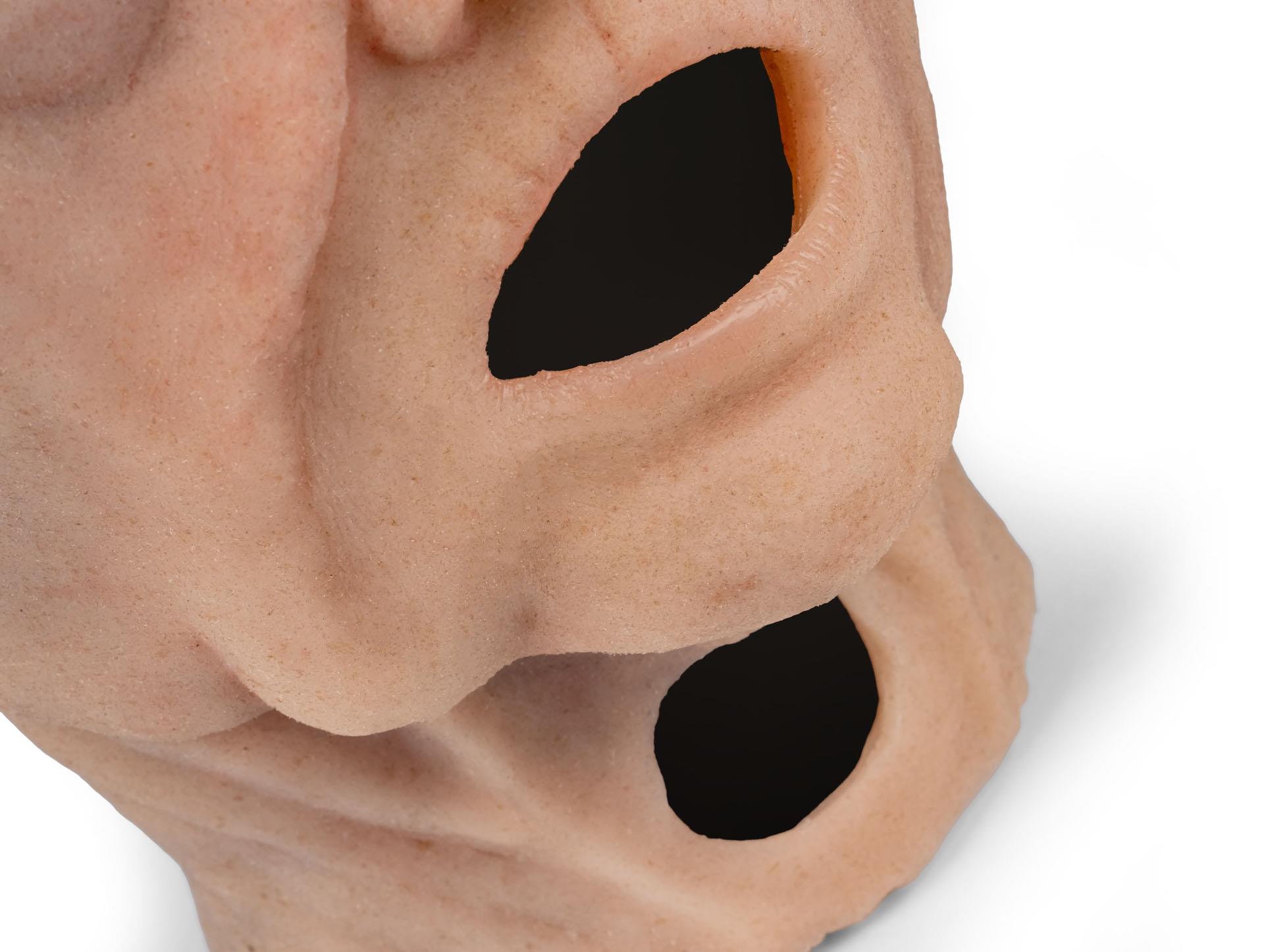 Senior-head-cover-for-nursing-Anne-Diana-7