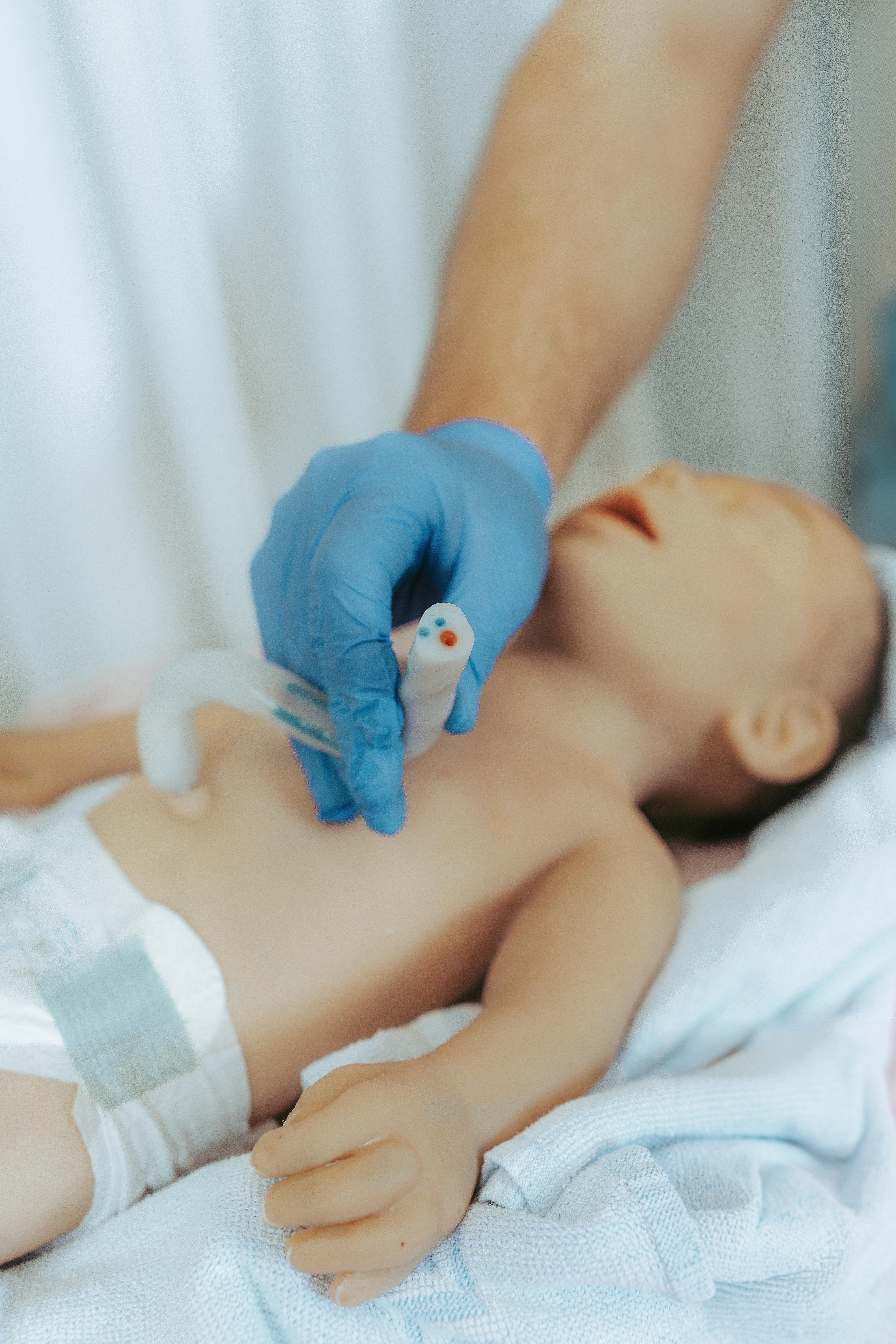 NEMO-Ultimate-High-End-Neonatal-Simulationspuppe-7