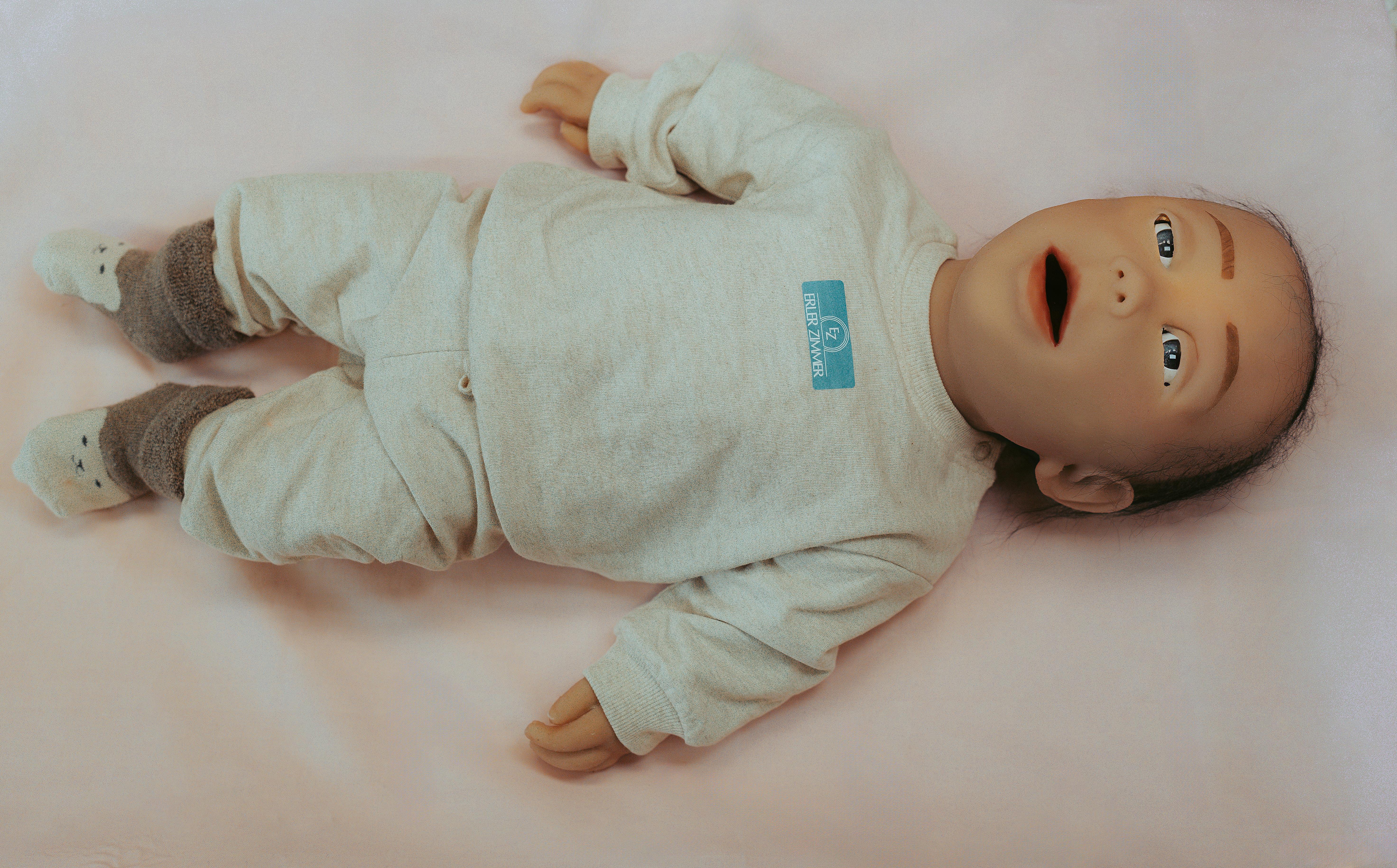 NEMO Ultimate High End Neonatal Simulation Manikin-1