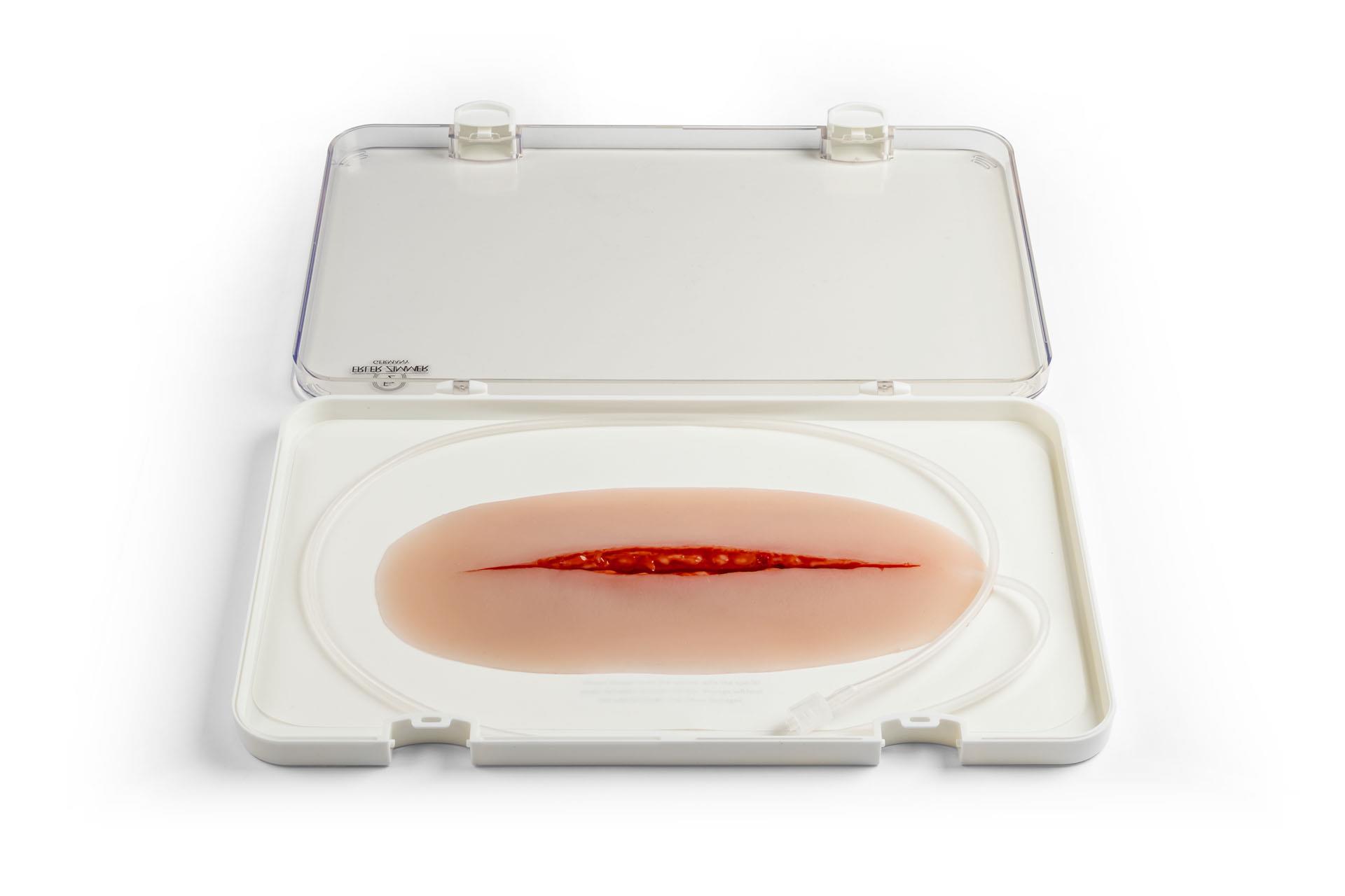 Wound-kit-German-Red-Cross-basic-medical-training-1
